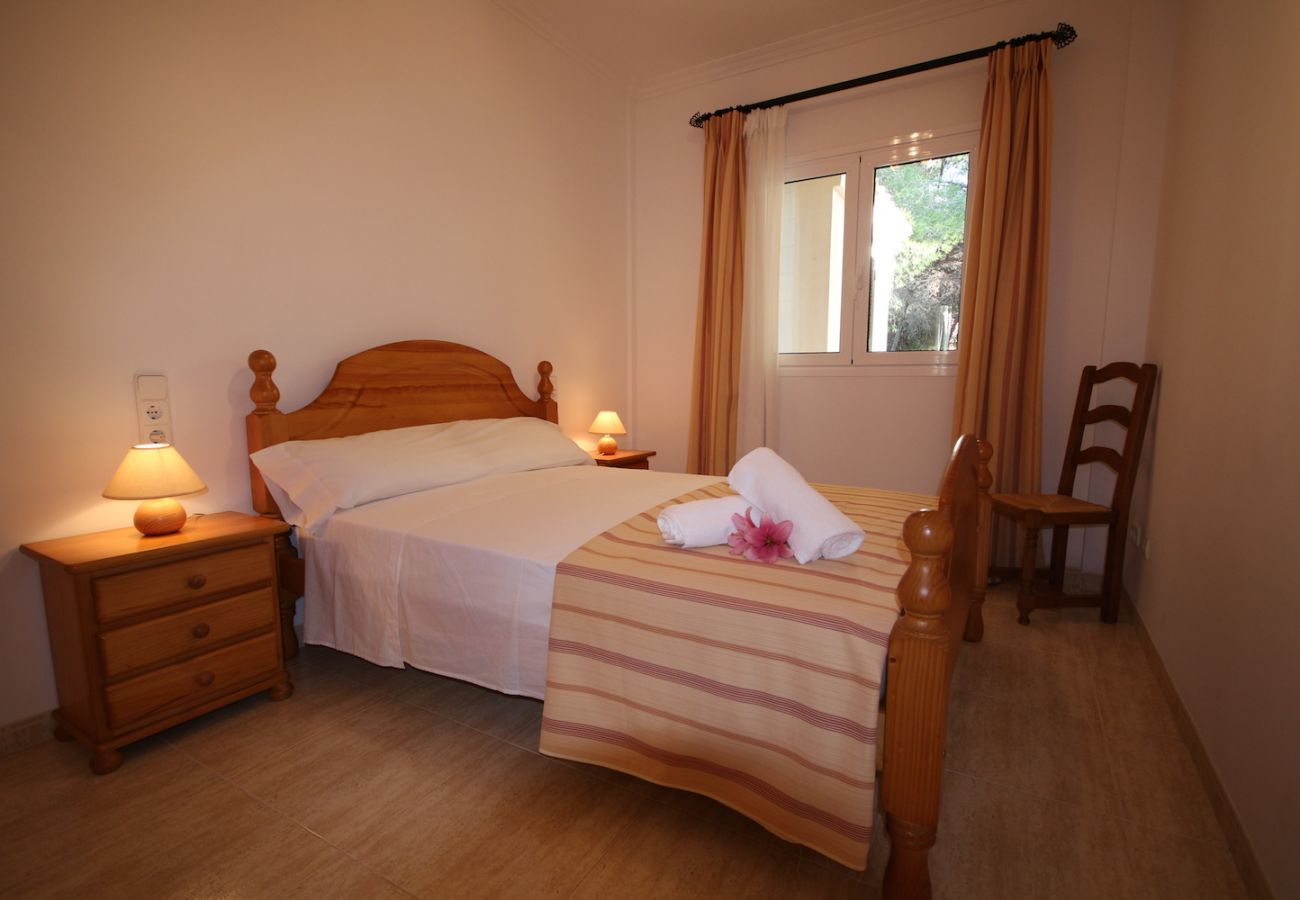  4 habitaciones, 2 baños, jardín, barbacoa, internet wifi, a solo 250m de la playa de Platjas de Muro / Port d'Alcudia